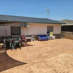 Chalet Con Piscina 50 Minutos Madrid En Escalona