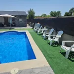 Chalet Con Piscina 50 Minutos Madrid En Escalona