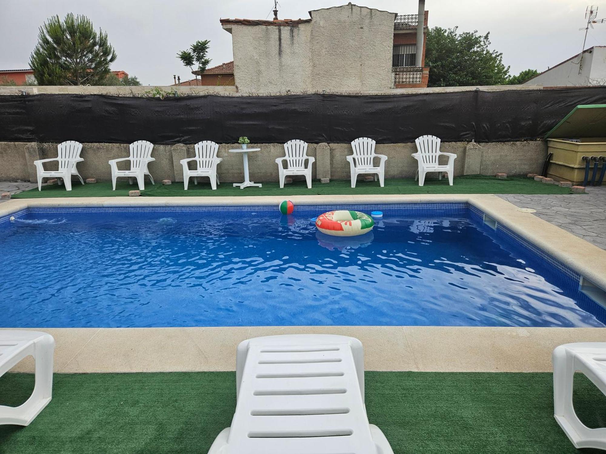 Con Piscina 50 Minutos Madrid En Escalona Casa de férias