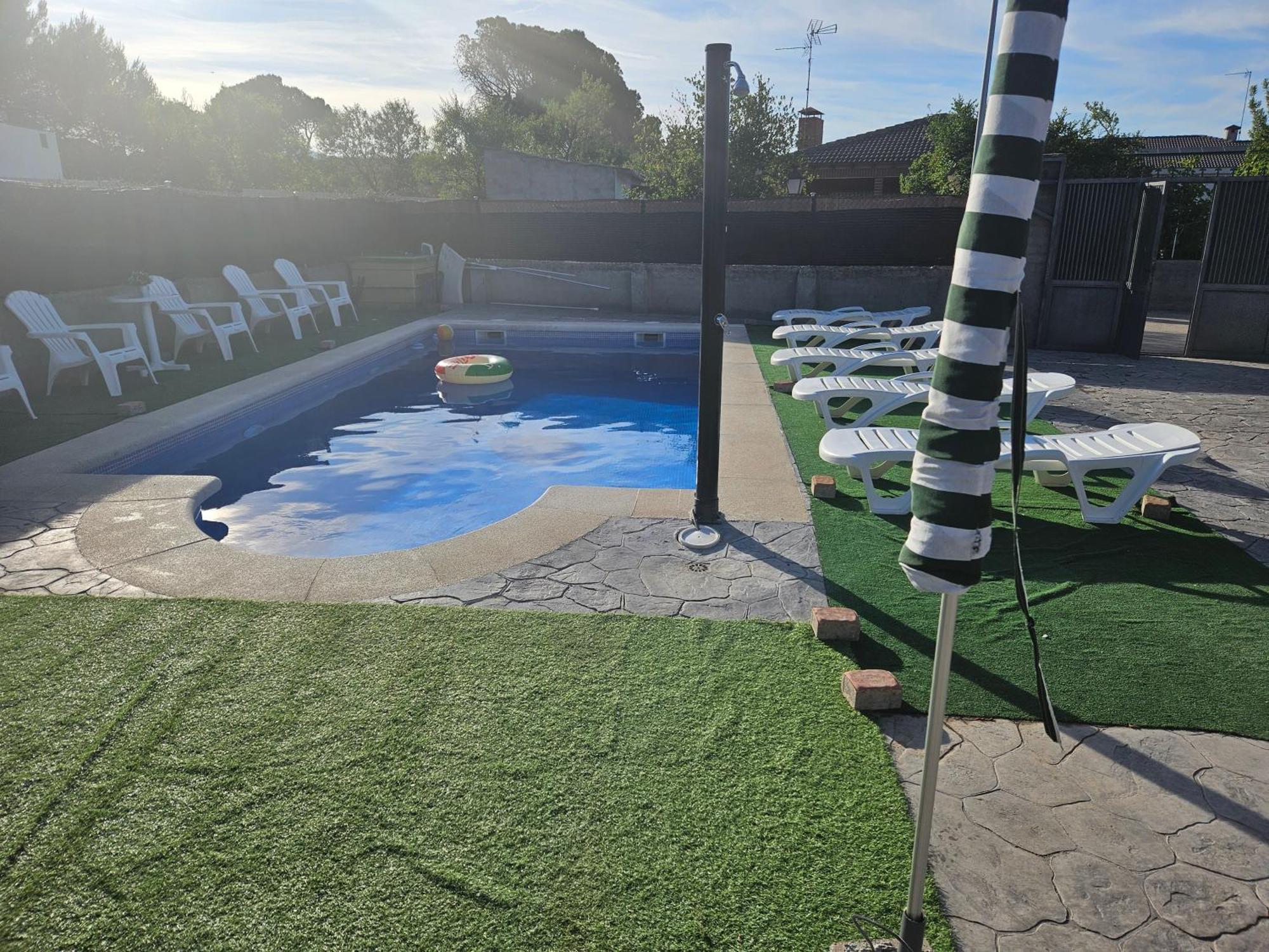 Casa de férias Con Piscina 50 Minutos Madrid En Escalona Toledo